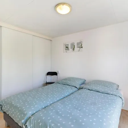 בקתה Modern Chalet In With Private Garden